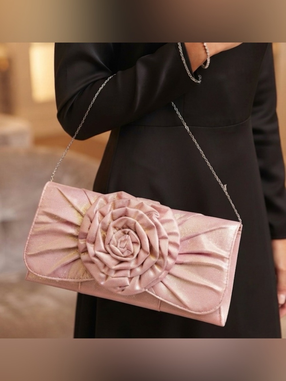 NWT Lulu Townsend Shimmering Blush Pink Rose Applique Evening Clutch with Chain